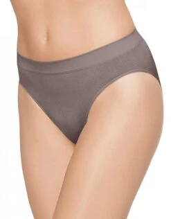 Wacoal B-Smooth Seamless Hi-Cut Brief 834175 -Underline Fashion Store 195035 99096799 9d85 443f 82ba c89952399a68