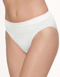 Wacoal B-Smooth Seamless Hi-Cut Brief 834175 -Underline Fashion Store 200271 bed9a932 6de5 40a0 8be5 078ceb6f38c6