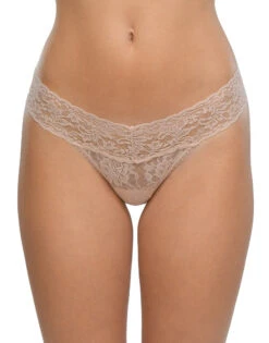 Hanky Panky Signature Lace 5 Pack Low Rise Thong 4911FPK 8 Hanky Panky Signature Lace 5 Pack Low Rise Thong 4911FPK -Underline Fashion Store 4911FPK chai