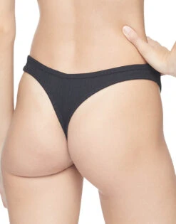 Calvin Klein Women Ribbed Thong QD3884 -Underline Fashion Store 51213884 001 alternate1
