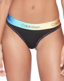 Calvin Klein Modern Cotton Thong QF6581 11 Calvin Klein Modern Cotton Thong QF6581 -Underline Fashion Store QF6581 001 main