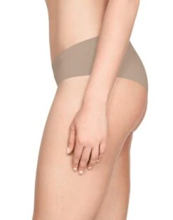 Under Armour Women PS Hipster 3-Pack 1325616 -Underline Fashion Store UA Women 1325616 Nude B 3 99bff4e1 9d60 4905 bc16 04b089968e7f