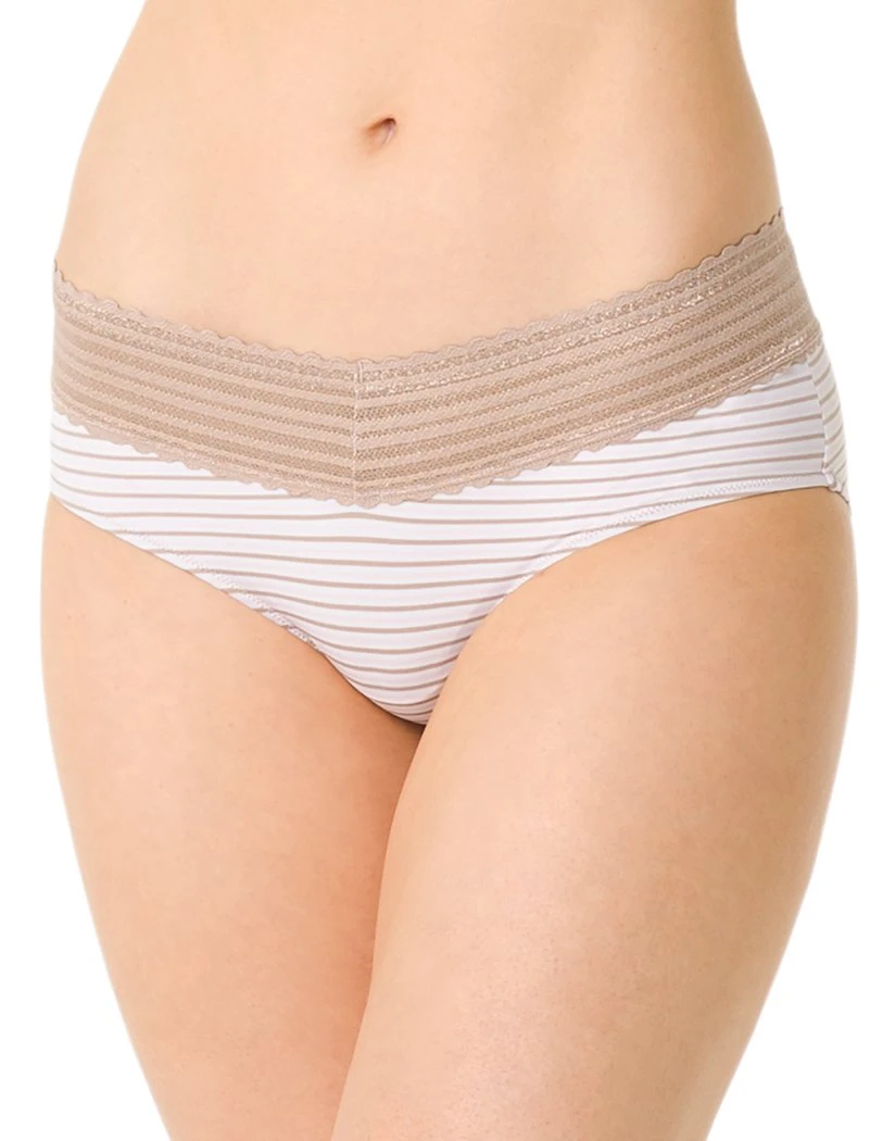 Warner's No Pinching. No Problems With Lace Hipster 5609J 1 Warner's No Pinching. No Problems With Lace Hipster 5609J