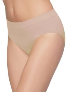 Wacoal B-Smooth Seamless Brief 838175 -Underline Fashion Store Wacoal 838175 Rose Dust 253 B 7909b136 2f8f 40ac a78b 540c7ff5774e